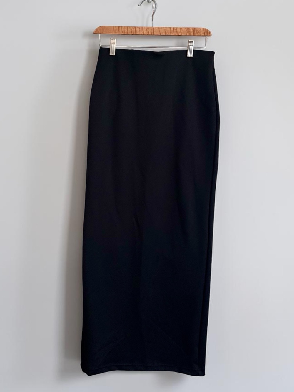 Romy The Brand Black Satin Stretch Column Maxi Skirt Size Small - Picture 2 of 10